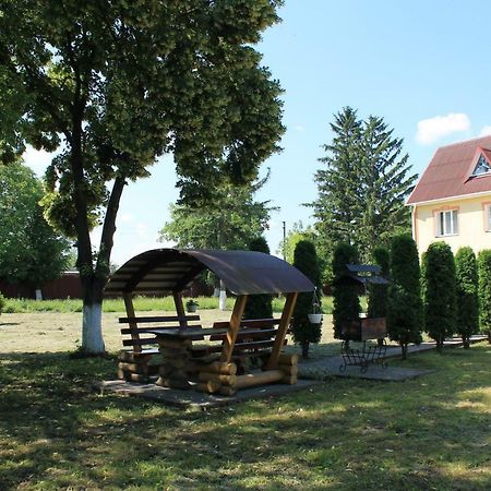 Hôtel Kremin à Kremenetsʼ Extérieur photo