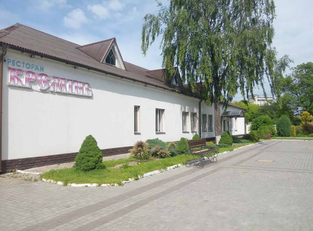 Hôtel Kremin à Kremenetsʼ Extérieur photo