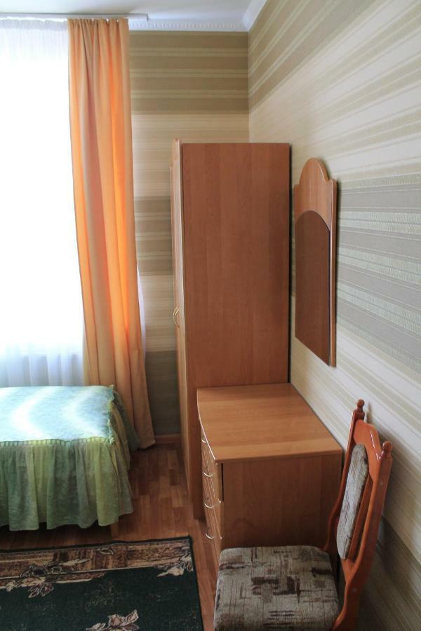 Hôtel Kremin à Kremenetsʼ Extérieur photo