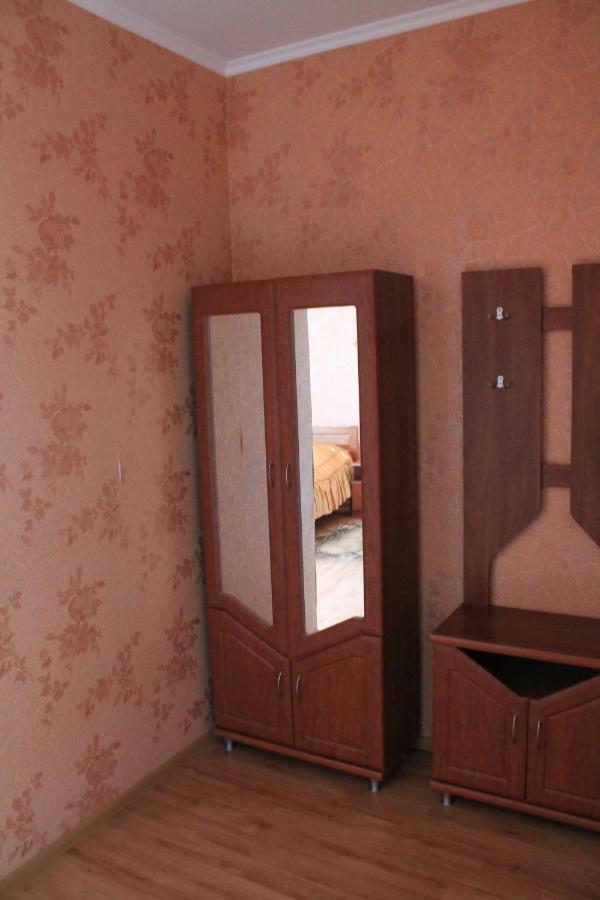 Hôtel Kremin à Kremenetsʼ Extérieur photo