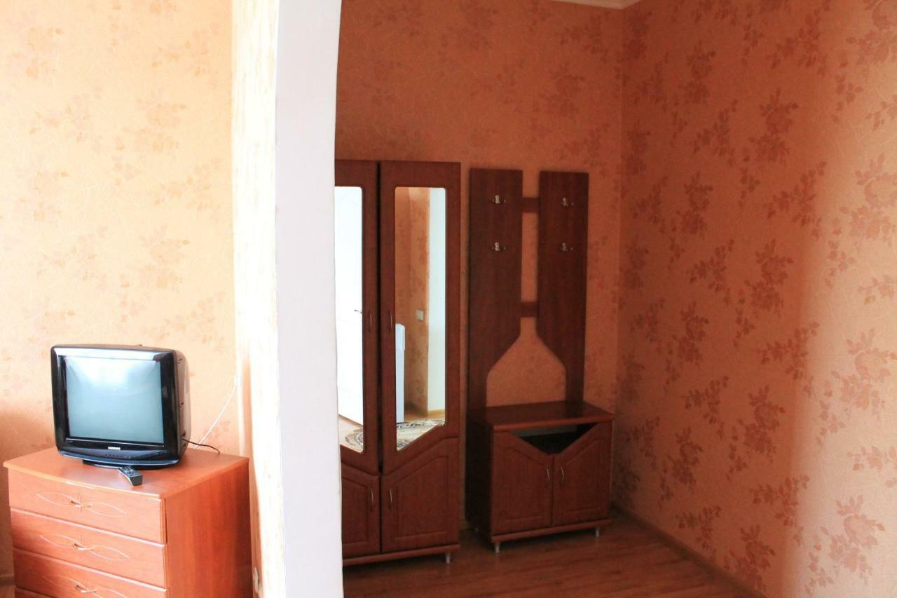 Hôtel Kremin à Kremenetsʼ Extérieur photo