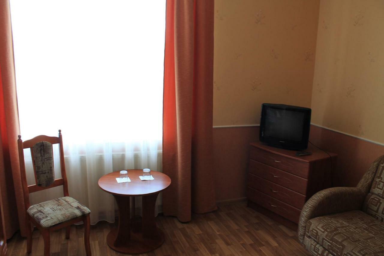 Hôtel Kremin à Kremenetsʼ Extérieur photo