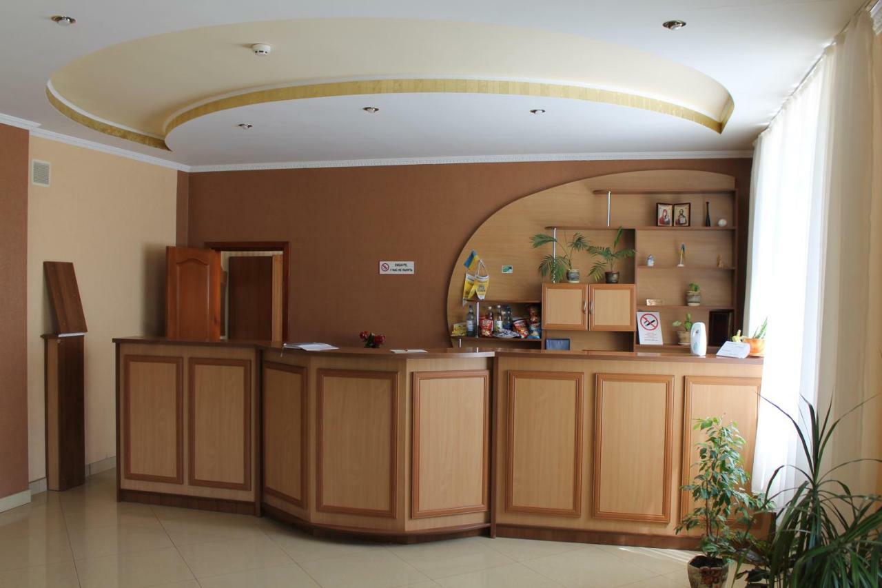 Hôtel Kremin à Kremenetsʼ Extérieur photo